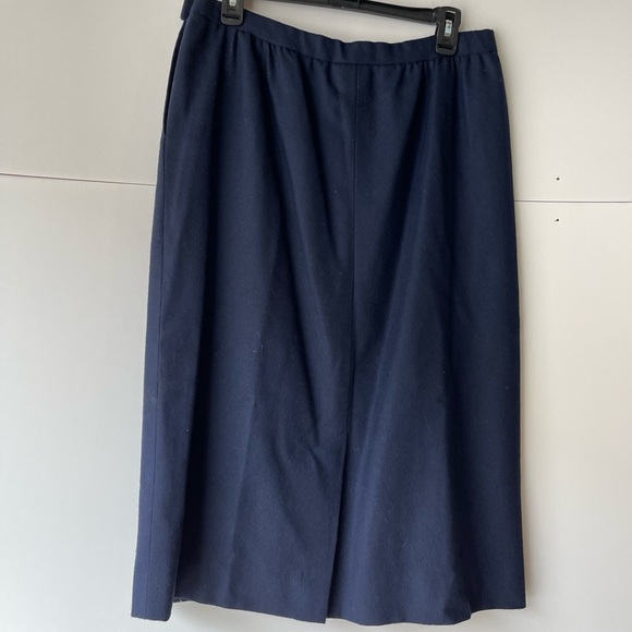 Pendleton Women's Plus Size Navy Blue Skirt 100% Virgin Wool, Sz 14 - Picture 10 of 10